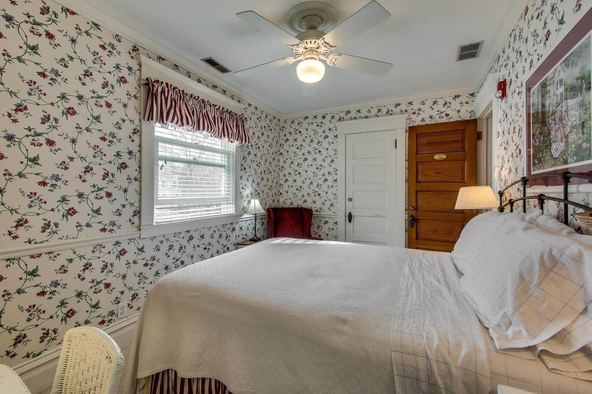 Harrison House Bed & Breakfast Naperville Exteriér fotografie