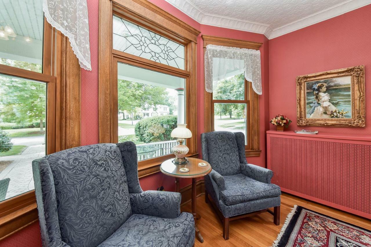 Harrison House Bed & Breakfast Naperville Exteriér fotografie